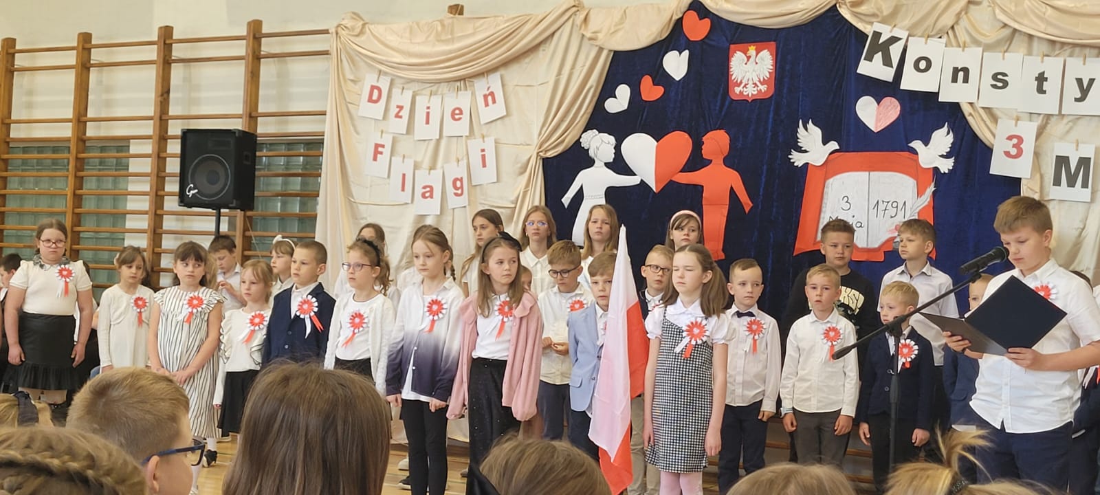 Zdjęcie obrazujące aktualność: Uroczysty apel 